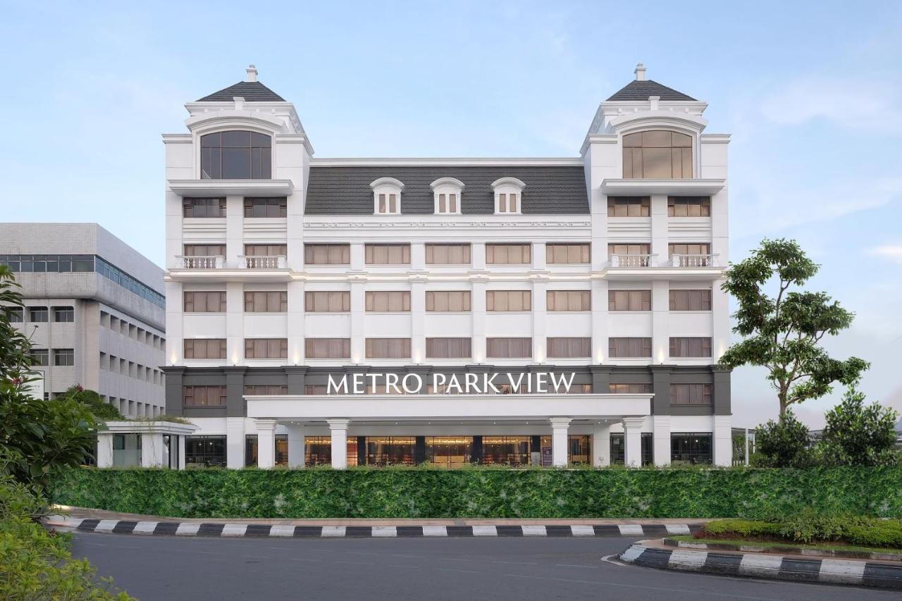 Metro Park View Hotel Kota Lama Semarang Exterior photo